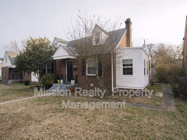 Building Photo - 3409 Idlewood Ave