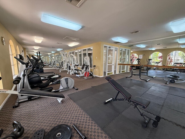 Building Photo - 16206 Glenmoor Dr