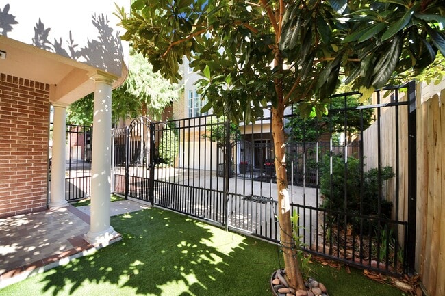 Building Photo - 5317 Feagan St