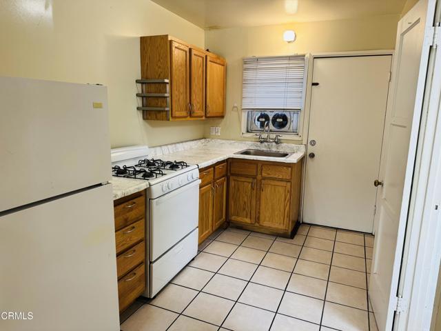 Building Photo - 9173 Las Tunas Dr