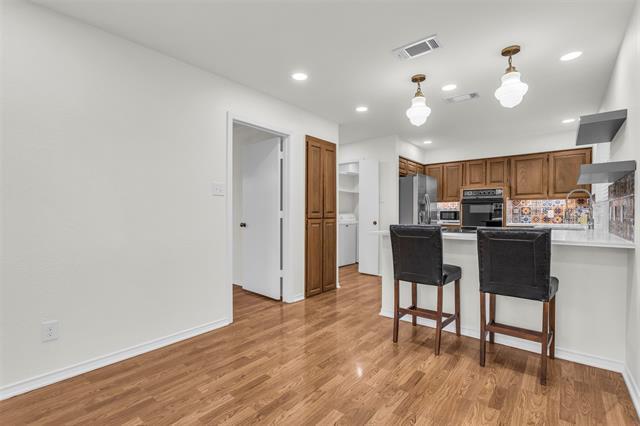 Building Photo - 512 Arbor Brook Ln