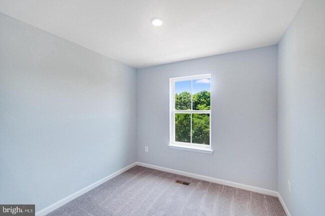 Building Photo - 52 Bigler Rd