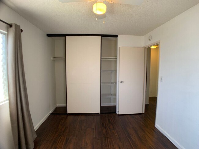 Building Photo - Mililani  - Rare 4 bedroom with upgraded kitchen/bathroom & large living/dining room