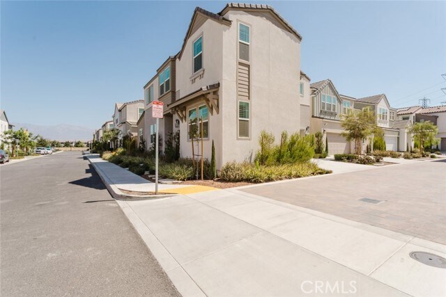 Building Photo - 4101 Sunflower Paseo