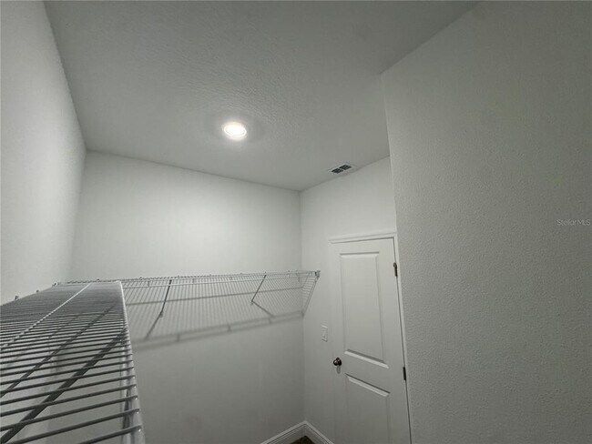 Building Photo - 1832 Archer Dr