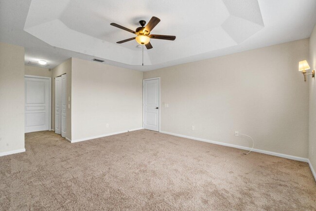Building Photo - 580 Calamint Point