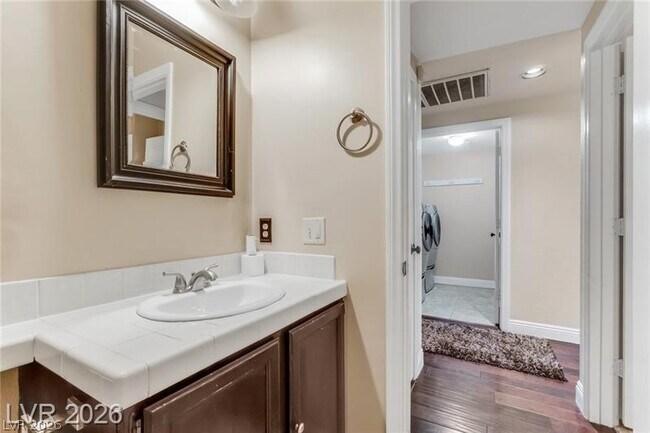 Building Photo - 7 Crown Valley Dr