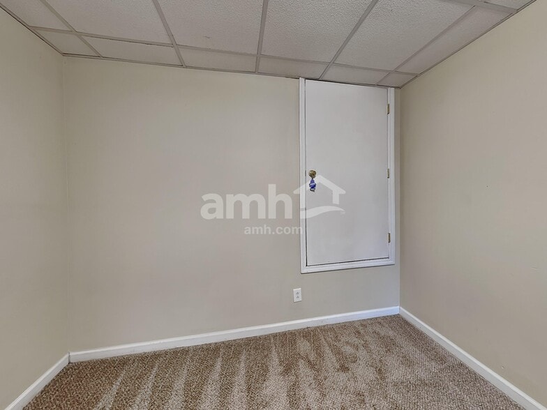 Building Photo - 5224 Ridgefalls Way