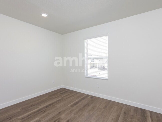 Building Photo - 1242 S Brixton Avenue