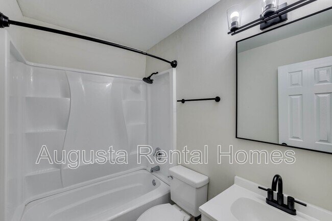 Building Photo - 3413 Charing Cross Ct