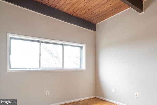 Building Photo - 7857 Enola St