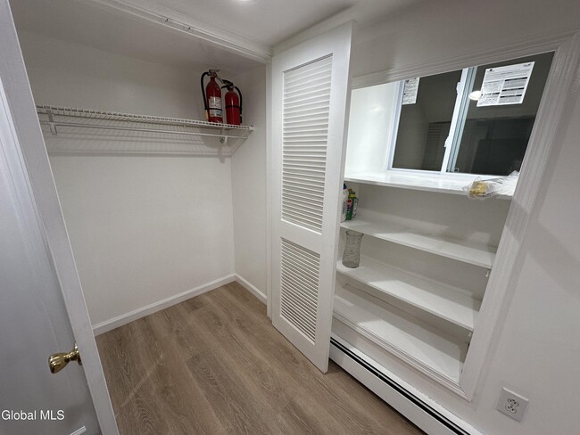 Building Photo - 27 McElwain Ave