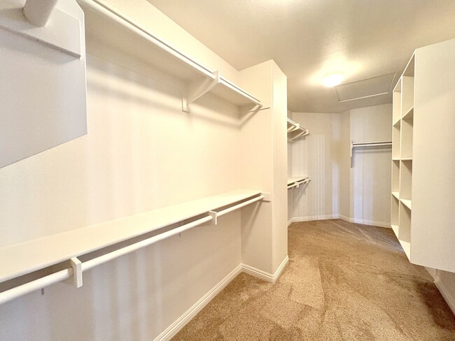 Building Photo - 6071 Paseo Pradera
