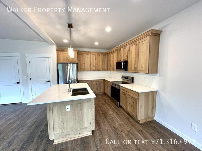 Building Photo - 1019 E Rork Ct