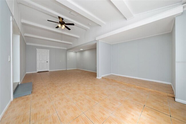 Building Photo - 1034 Falcon St