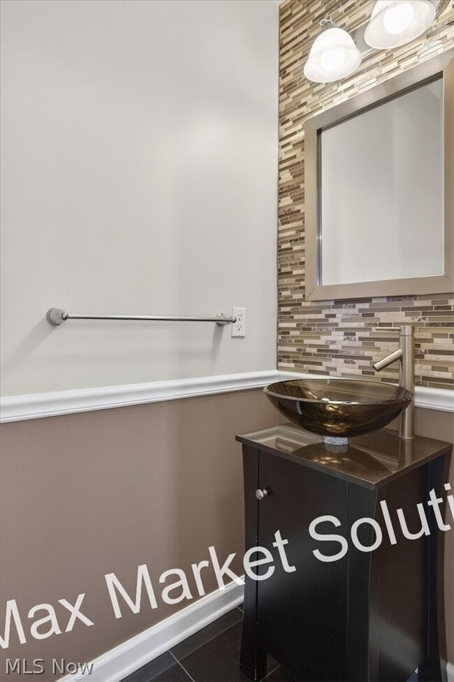 Building Photo - 159 Stone Ridge Way