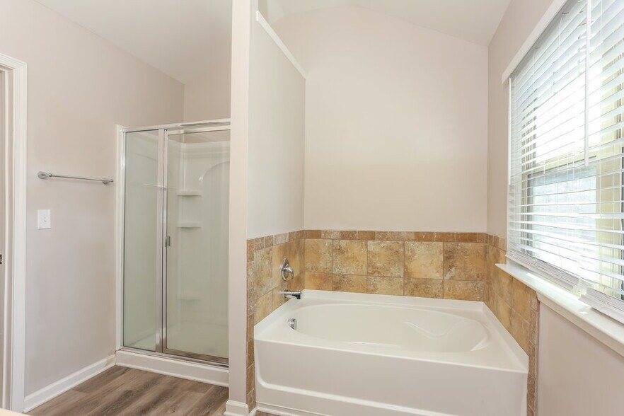 Building Photo - 5992 Nile Ct