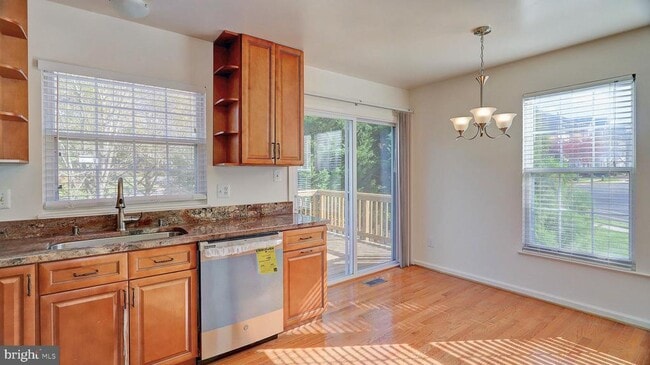 Building Photo - 6109 Jenlar Dr