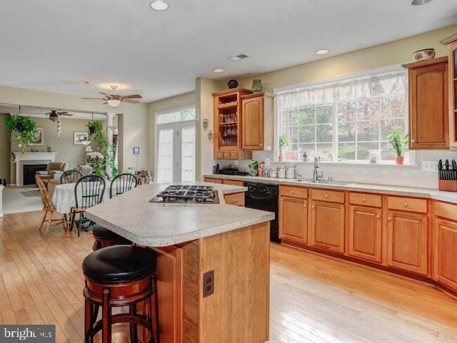 Building Photo - 146 Meadowview Ln