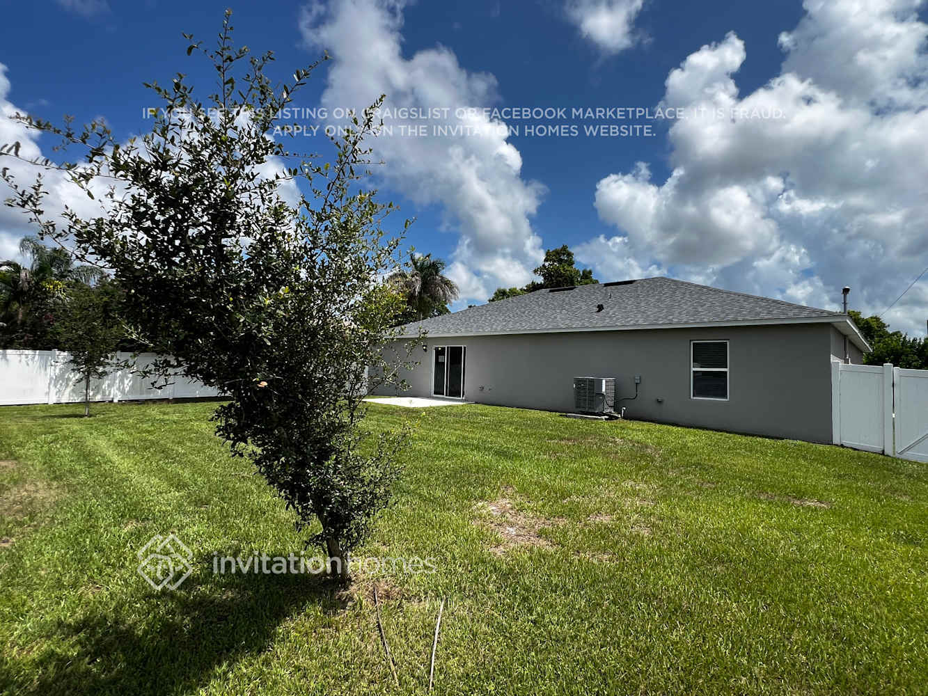 Building Photo - 849 SW Trouville Ave
