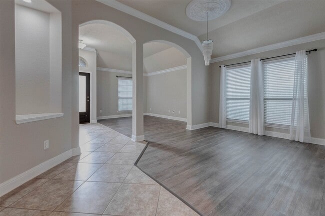 Building Photo - 5003 Beech Fern Dr