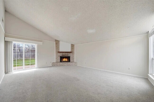 Building Photo - 6738 S 78th E Ave