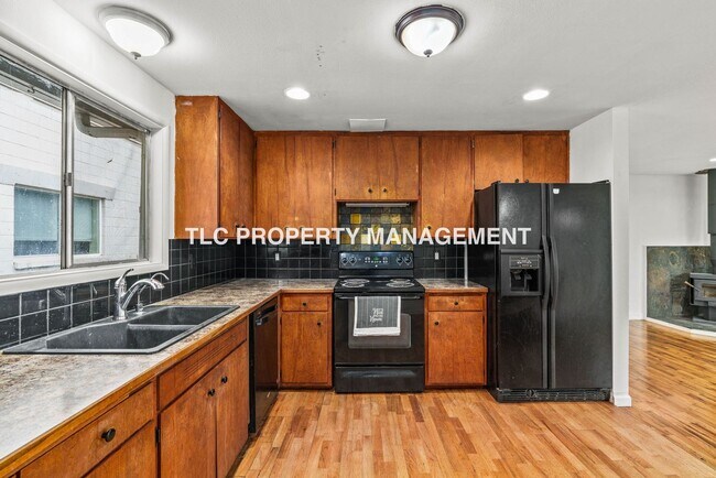 Building Photo - 74 N 3rd St