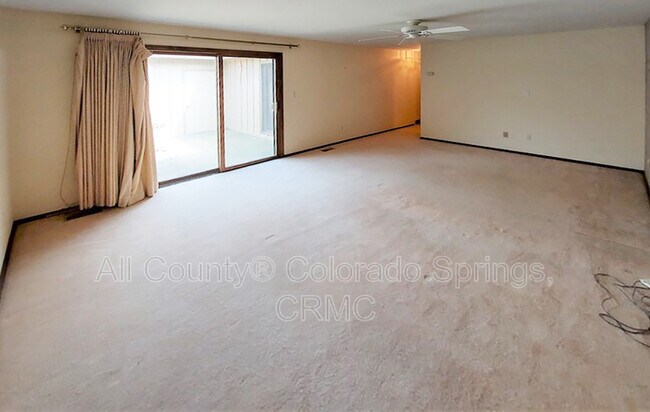 Building Photo - 134 Miramar Dr