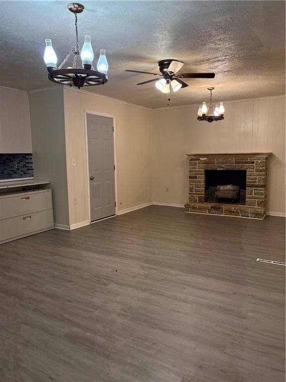 Building Photo - 2704 Favor Rd SW