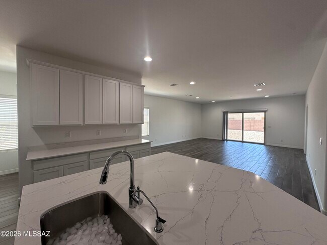 Building Photo - 5497 W Summer Vw Dr