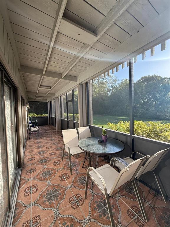 Building Photo - 821 Pinewood Ct