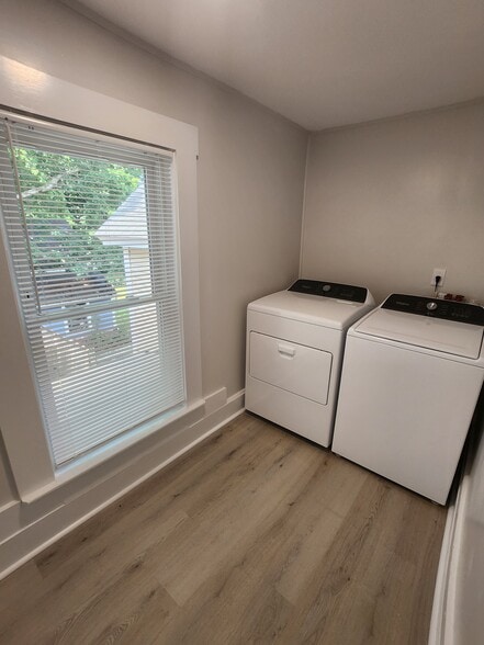 shared laundry - 14 Oak St