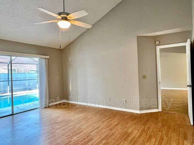 Building Photo - 6120 Silkdale Ct