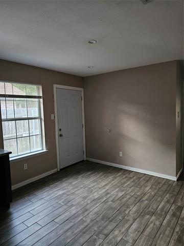 Building Photo - 1524 Marion Dr