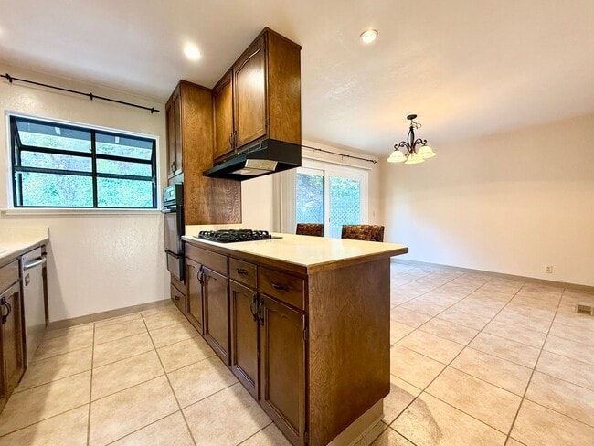 Building Photo - 1163 Grand Teton Dr