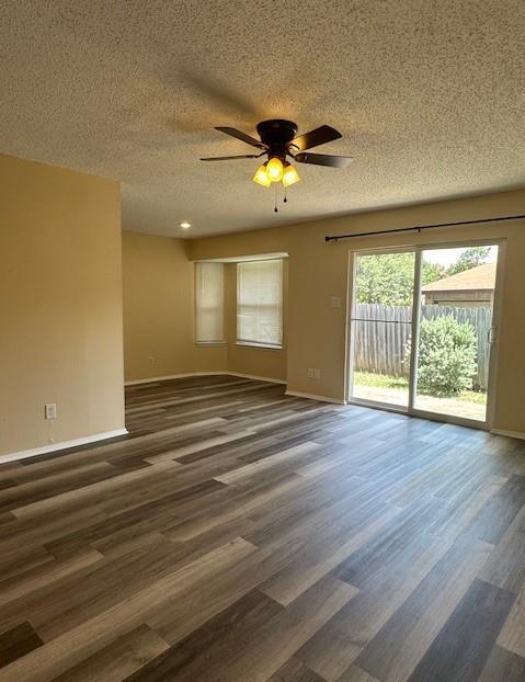 Building Photo - 11701 Bayou Bend