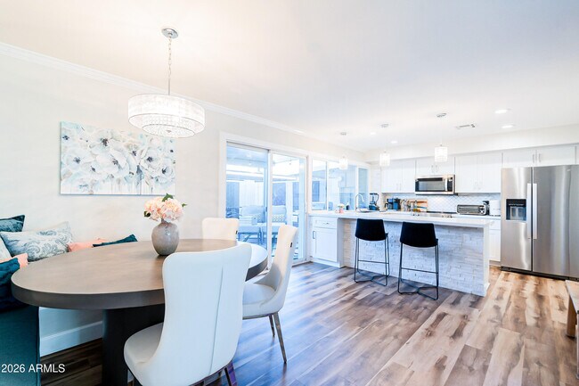 Building Photo - 4243 N Miller Rd