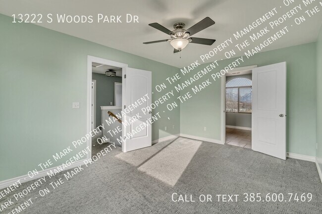 Building Photo - 13222 S Woods Park Dr