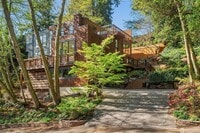 Building Photo - 3bd/2.25ba Edmonds House