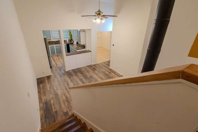 Building Photo - 21535 Erwin St