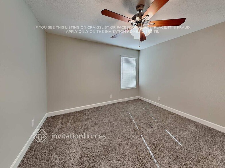 Building Photo - 8702 E Valley View Rd