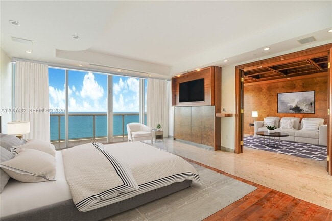Building Photo - 9601 Collins Ave