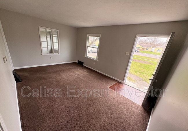 Building Photo - 4819 S Anthony Blvd