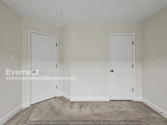 Building Photo - 3 Bed/3.5 Bath Home with Garage/ Available Now!