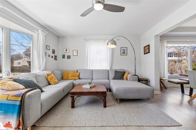 Building Photo - 350 Midland Ave