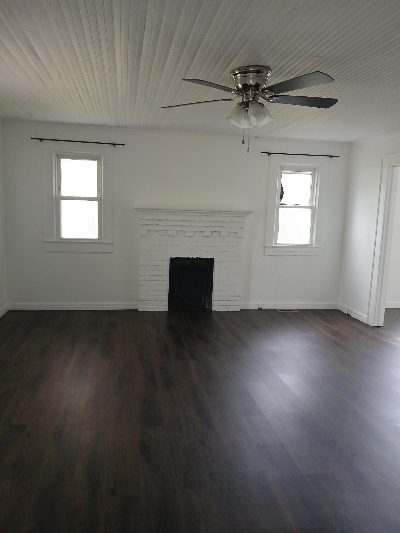 Building Photo - 1937 Trinity Church Rd