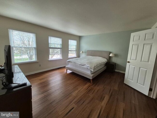 Building Photo - 262 Tulip Tree Ct