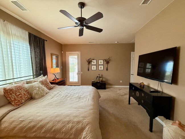 Building Photo - Home in the desirable Del Webb Community