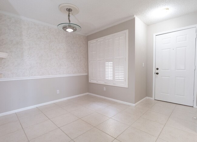 Building Photo - Beautiful Ocean Links Condo!