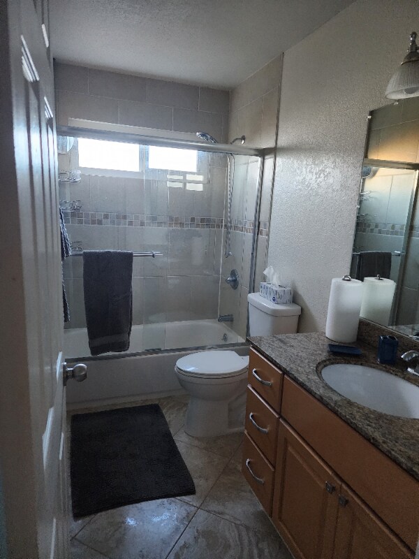 Building Photo - 693 Seville Ln